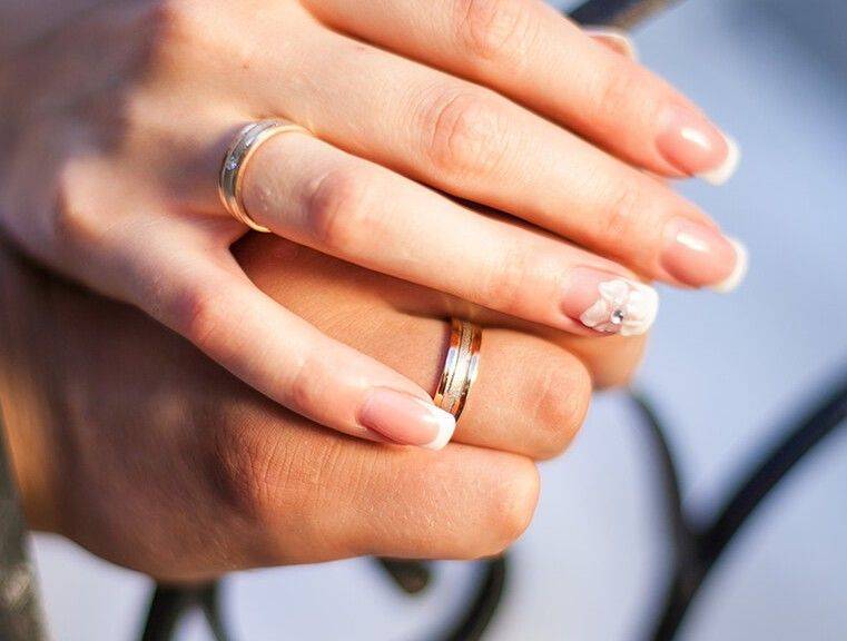 Красивые обручальные кольца: приметы и суеверия о непростом украшении – какие должны быть